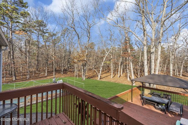 301 Clearstream Road, Jackson, NJ 08527