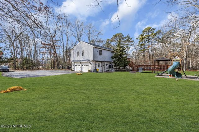 301 Clearstream Road, Jackson, NJ 08527