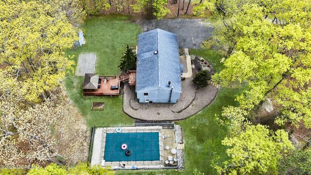 301 Clearstream Road, Jackson, NJ 08527