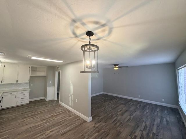 2203 Dennis Drive, Selma, CA 93662