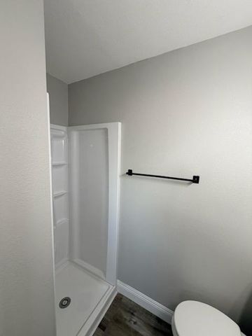 2203 Dennis Drive, Selma, CA 93662