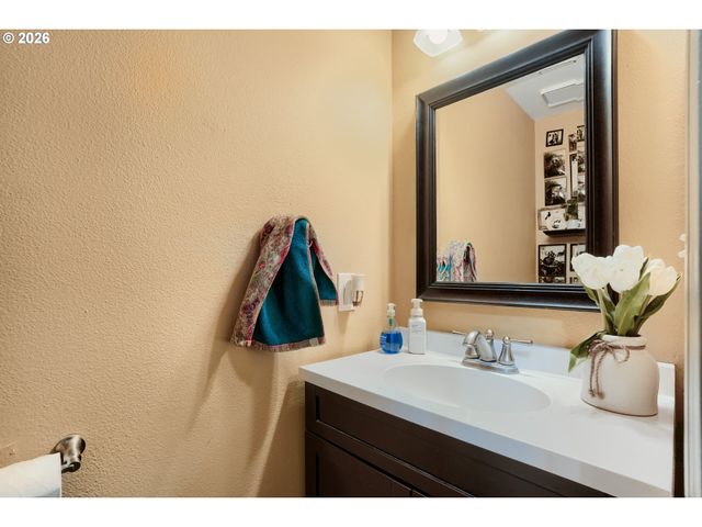 4210 Ne 158TH Ave, Vancouver, WA 98682