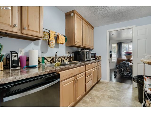 4210 Ne 158TH Ave, Vancouver, WA 98682