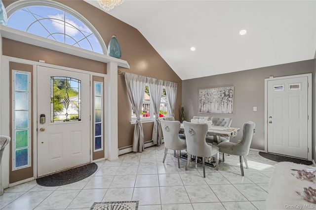 12 Edwin Street, Bay Shore, NY 11706