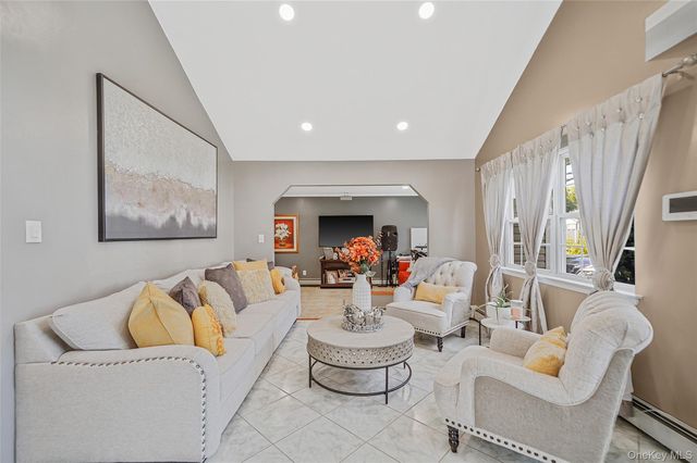 12 Edwin Street, Bay Shore, NY 11706