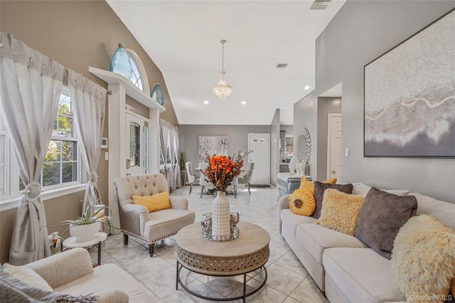 12 Edwin Street, Bay Shore, NY 11706