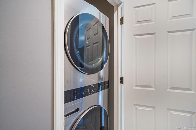 12 Edwin Street, Bay Shore, NY 11706