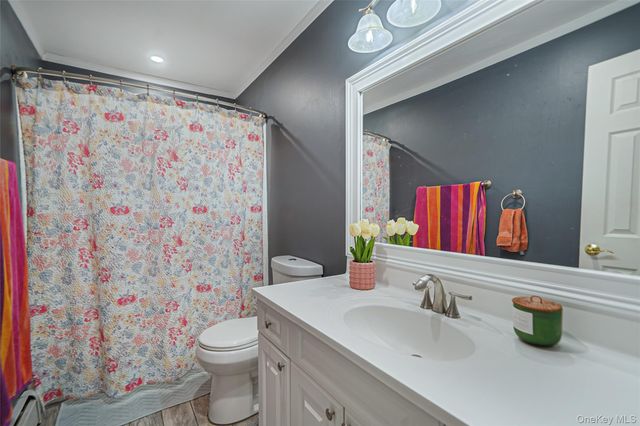 12 Edwin Street, Bay Shore, NY 11706