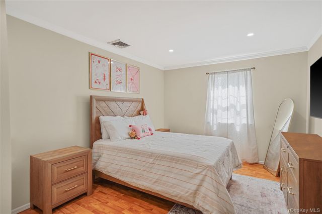 12 Edwin Street, Bay Shore, NY 11706