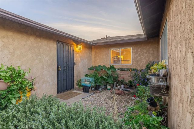 9268 Beech, Fontana, CA 92335