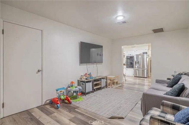 9268 Beech, Fontana, CA 92335