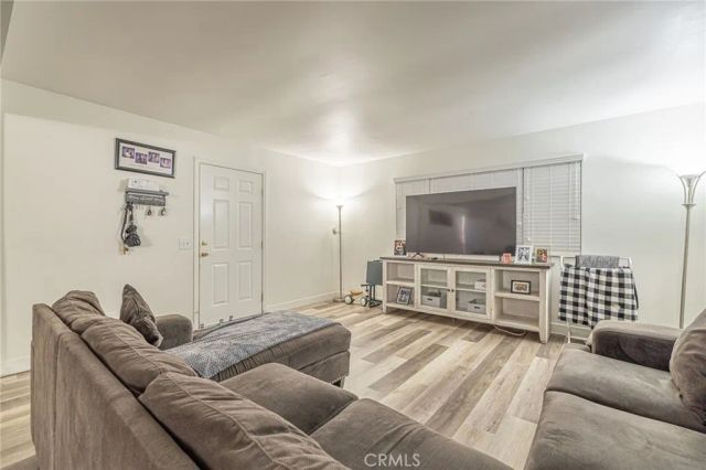 9268 Beech, Fontana, CA 92335