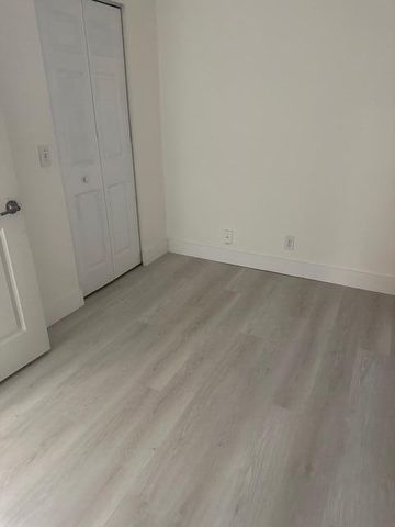 1110 Lake Shore Drive 103, Lake Park, FL 33403