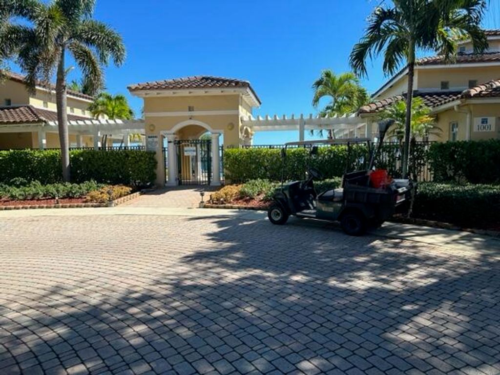 1110 Lake Shore Drive 103, Lake Park, FL 33403