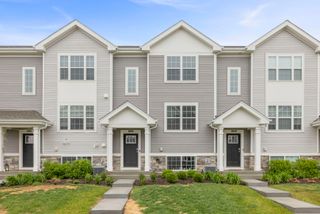 846 Briar Glen Court, Hampshire, IL 60140