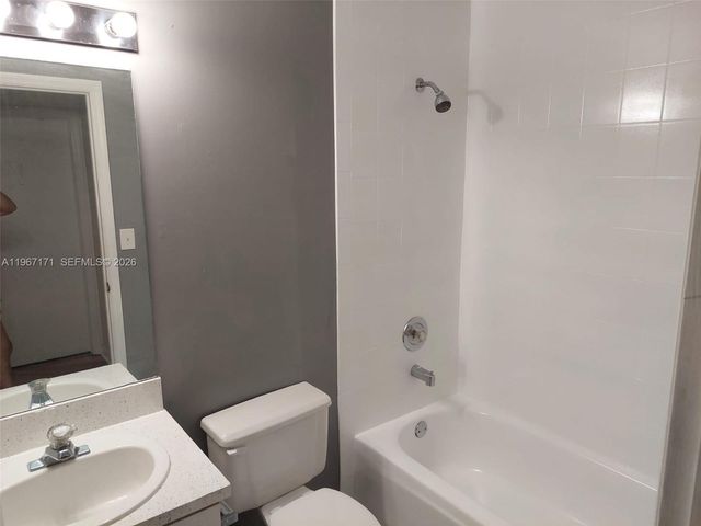 8655 SW 152nd Ave 141, Miami, FL 33193