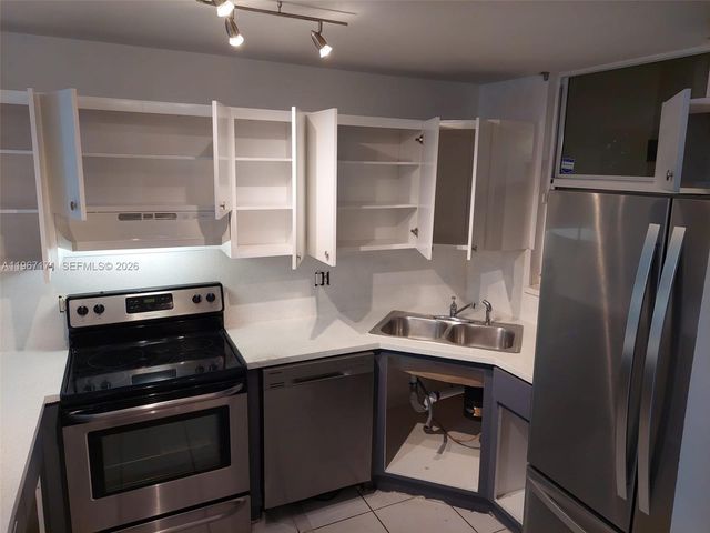 8655 SW 152nd Ave 141, Miami, FL 33193