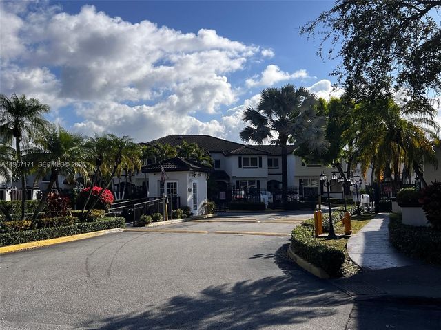 8655 SW 152nd Ave 141, Miami, FL 33193