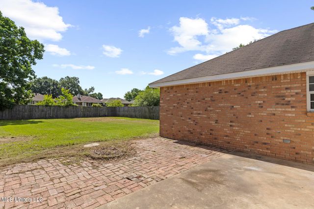 238 Village Cove, Pearl, MS 39208