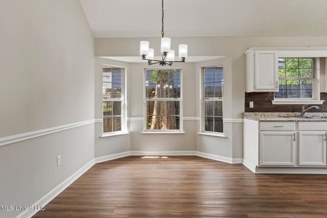 238 Village Cove, Pearl, MS 39208