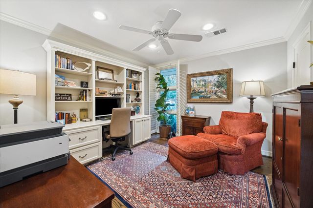 14 Stonegate Drive, Houston, TX 77024
