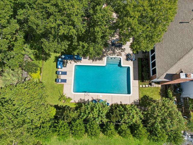 14 Stonegate Drive, Houston, TX 77024