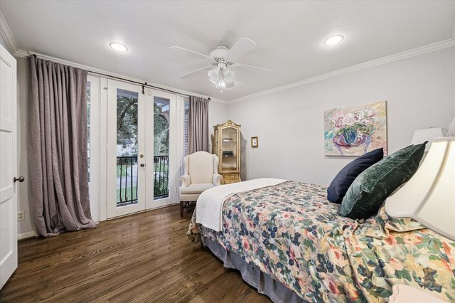 14 Stonegate Drive, Houston, TX 77024