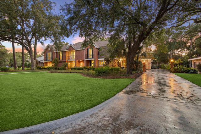 14 Stonegate Drive, Houston, TX 77024