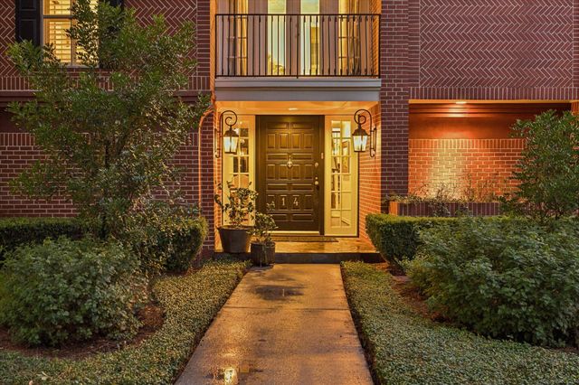 14 Stonegate Drive, Houston, TX 77024