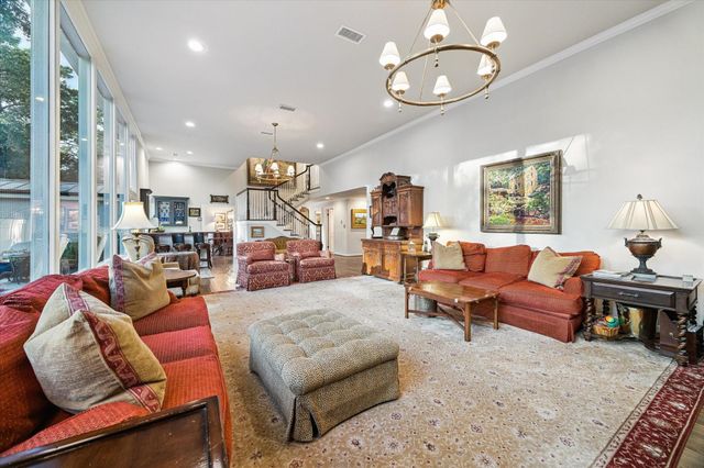 14 Stonegate Drive, Houston, TX 77024