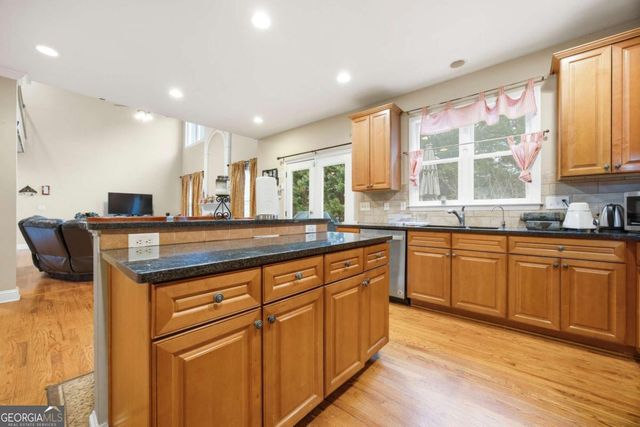 665 Washington Way, Cumming, GA 30040