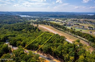 2501 Old Dogwood Tr, Loudon, TN 37774