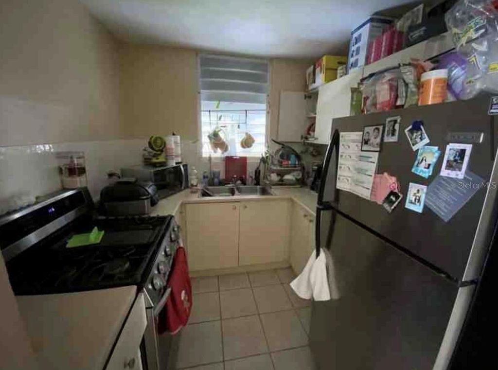 Image 6 of property listing at K172 Manzanilla K172 MANZANILLA PRADERAS DE CEIBA NORTE, Juncos, PR 00777