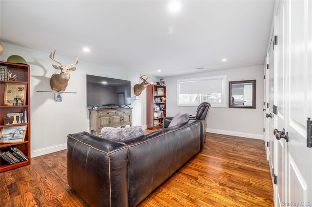 2778 King Street, Oceanside, NY 11572