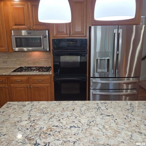 309 W EAGLE NEST Road, Dunlap, IL 61525