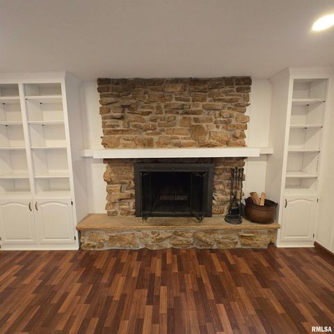 309 W EAGLE NEST Road, Dunlap, IL 61525