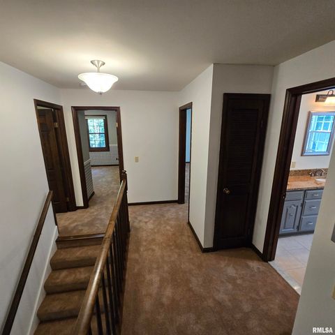 309 W EAGLE NEST Road, Dunlap, IL 61525