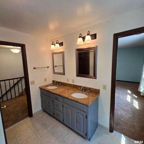 309 W EAGLE NEST Road, Dunlap, IL 61525