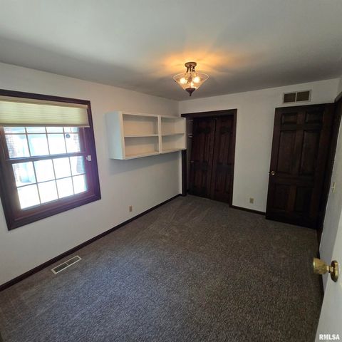 309 W EAGLE NEST Road, Dunlap, IL 61525