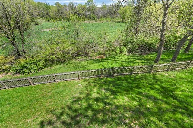 11915 N Holmes Court, Kansas City, MO 64155