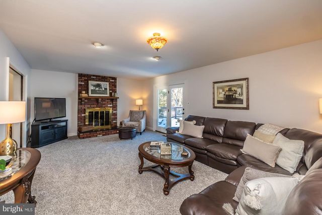 1002 MANSION VIEW DR, West Chester, PA 19382