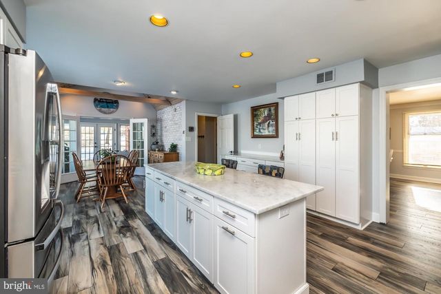 1002 MANSION VIEW DR, West Chester, PA 19382