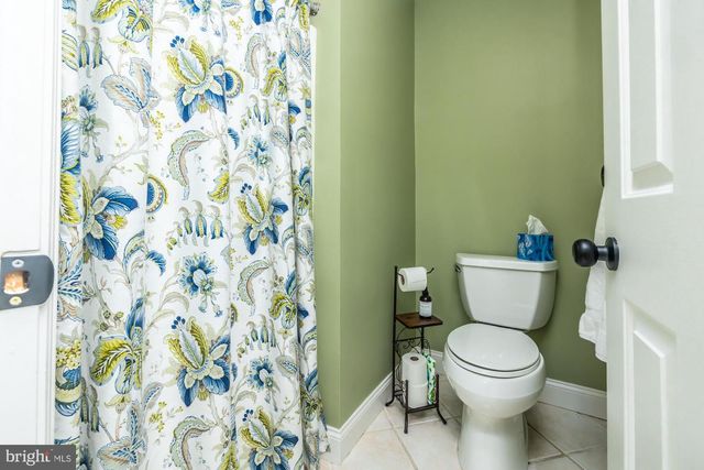 1002 MANSION VIEW DR, West Chester, PA 19382