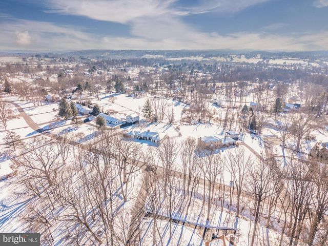 1002 MANSION VIEW DR, West Chester, PA 19382