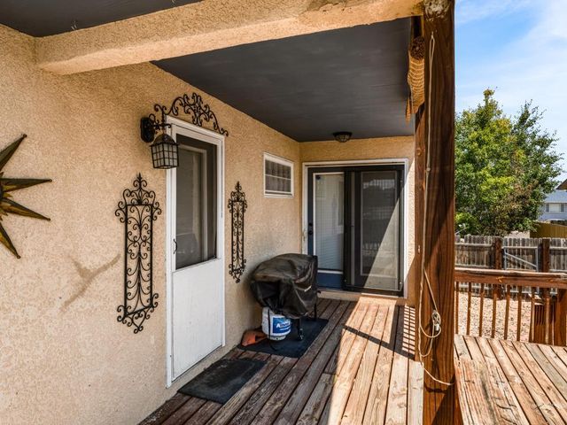 411 S Oak Creek Dr, Pueblo West, CO 81007