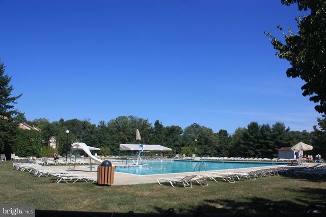1015 HOPKINS CT, Southampton, PA 18966
