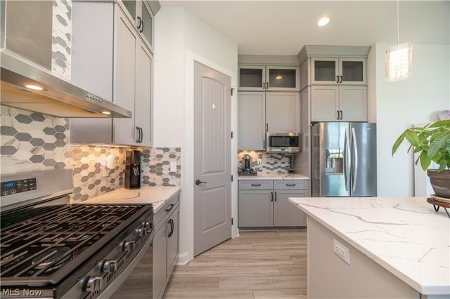 7080 S Palmyra Road, Canfield, OH 44406