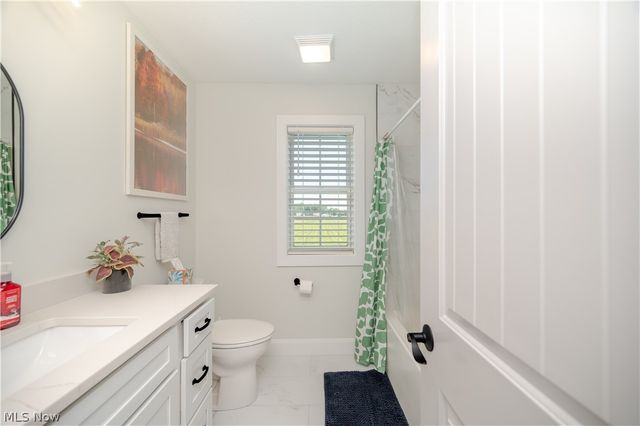 7080 S Palmyra Road, Canfield, OH 44406