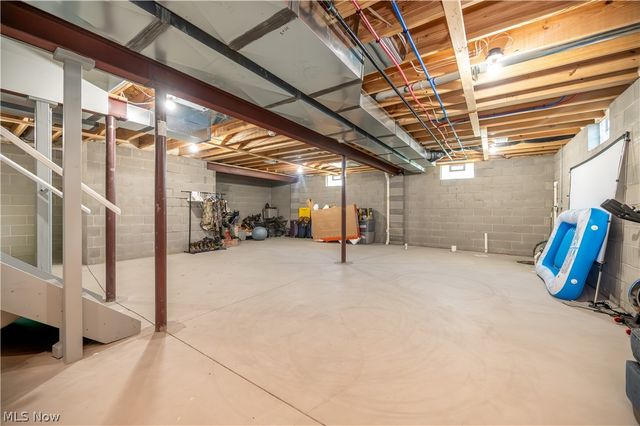 7080 S Palmyra Road, Canfield, OH 44406