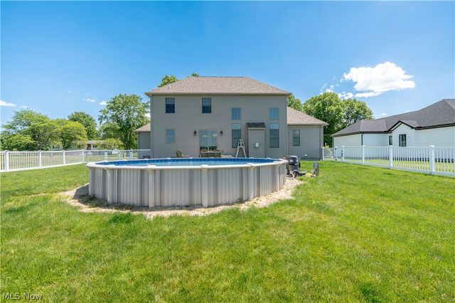 7080 S Palmyra Road, Canfield, OH 44406